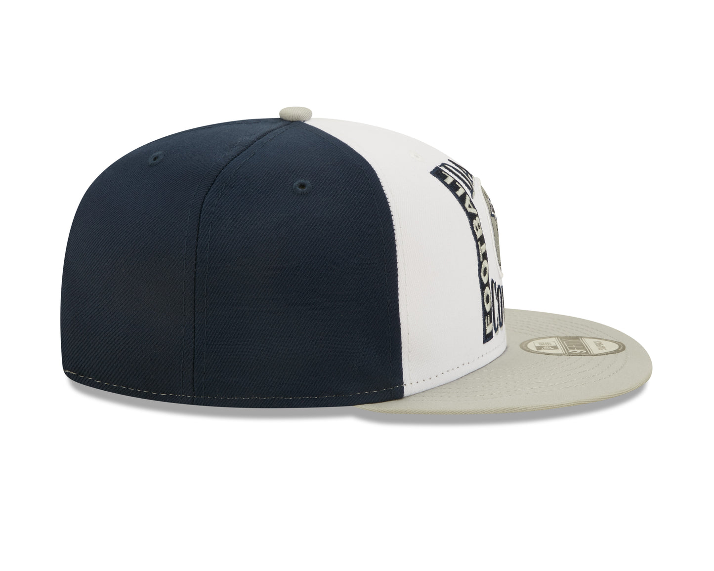 Dallas Cowboys New Era Retro Sport White / Navy 9FIFTY Snap Back Hat