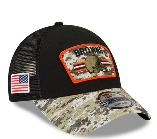 Cleveland Browns New Era Salute to Service Trucker 9Forty Adj. Snapback hat