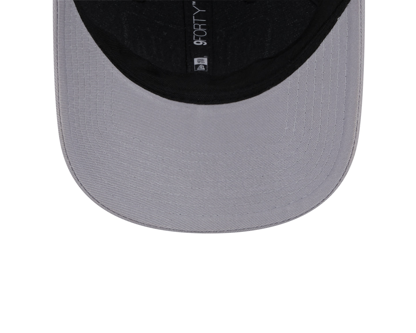 Chicago White Sox New Era Logo Patch Trucker 9FORTY Snapback Hat