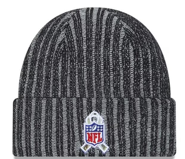 San Francisco 49ers New Era Black 2023 Salute To Service Cuffed Knit Hat