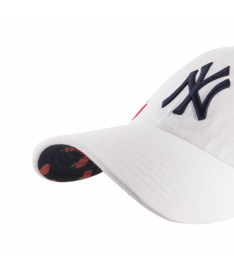 New York Yankees '47 White Confetti Women's Clean Up Adjustable Hat