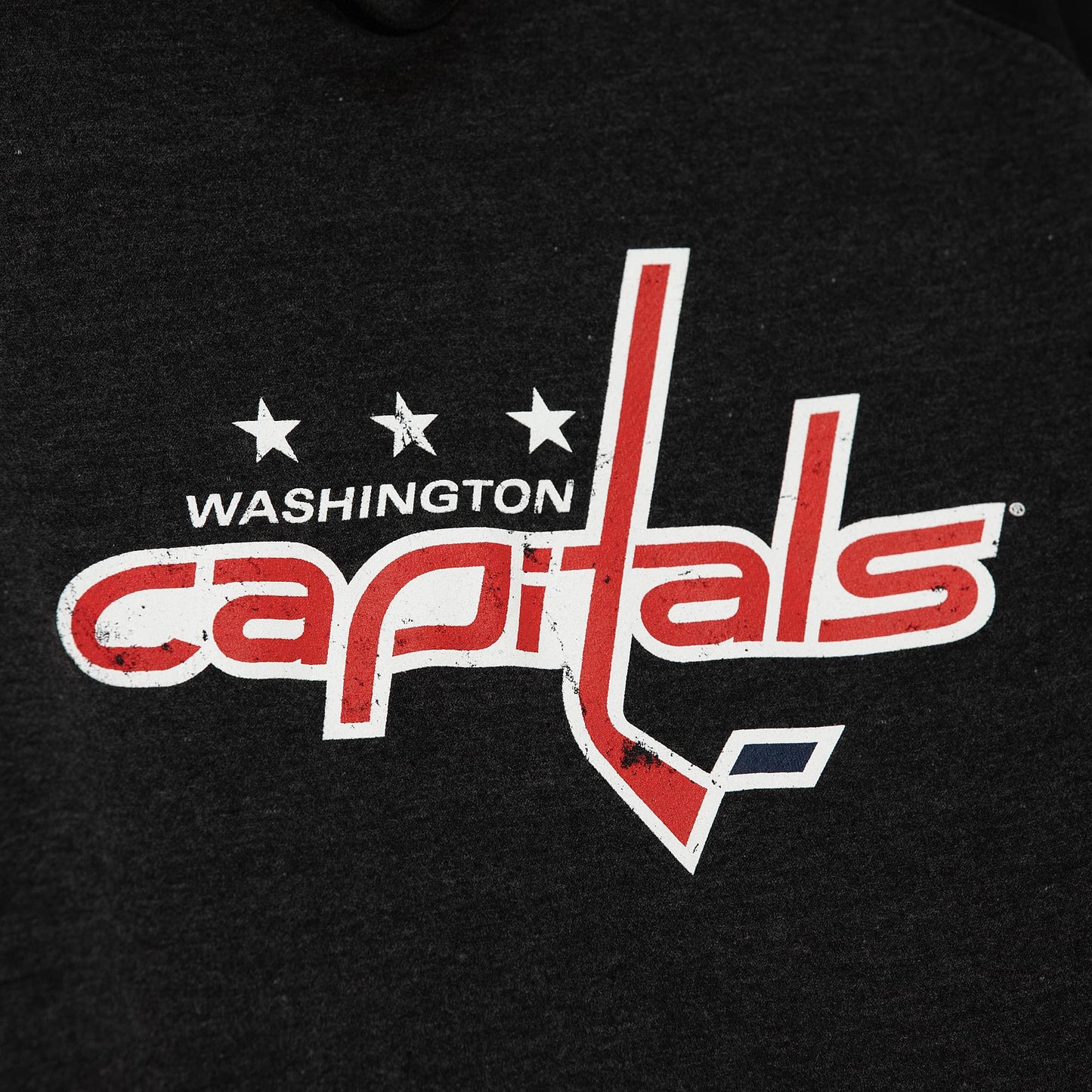 Washington Capitals Mitchell & Ness Distressed Logo Raglan Pullover Hoodie - Heather Black