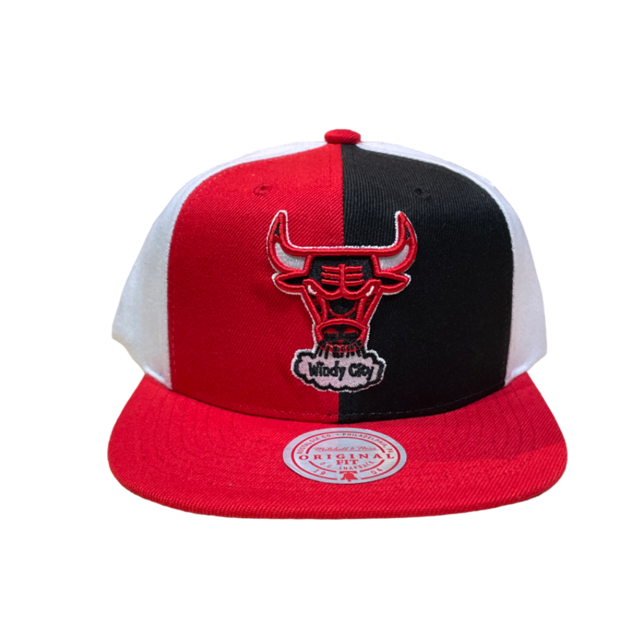 Chicago Bulls Mitchell & Ness Pinwheel Snapback - Red