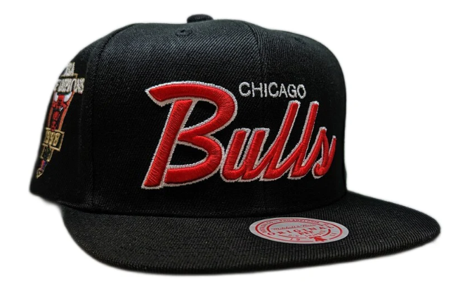 Chicago Bulls Mitchell & Ness NBA 1998 Champ Year Trophy Snapback Hat - Black