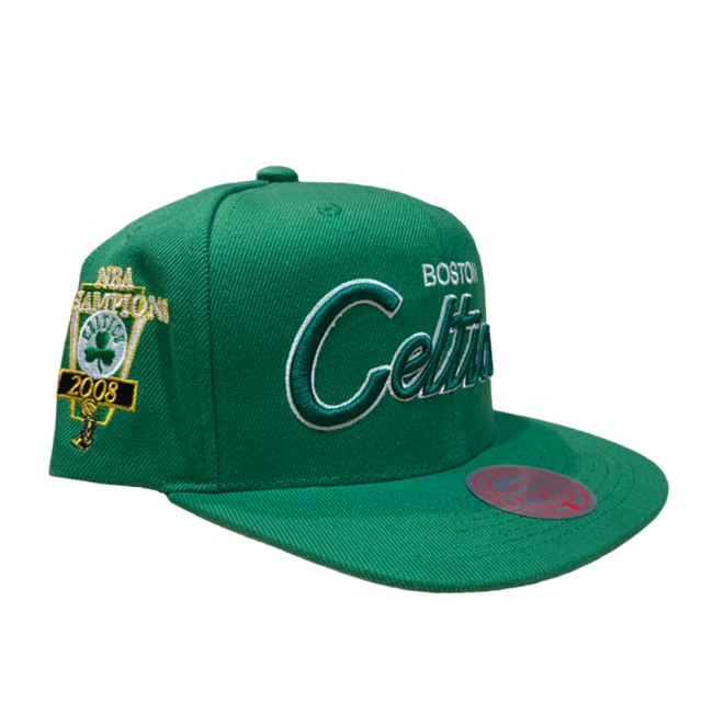 Boston Celtics Mitchell & Ness 2008 NBA Champ Year Trophy Snapback Hat - Green