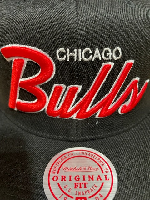 Chicago Bulls Mitchell & Ness NBA 1998 Champ Year Trophy Snapback Hat - Black