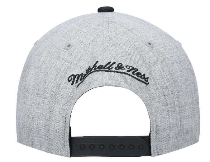 Los Angeles Lakers Mitchell & Ness Heather Underpop Snapback