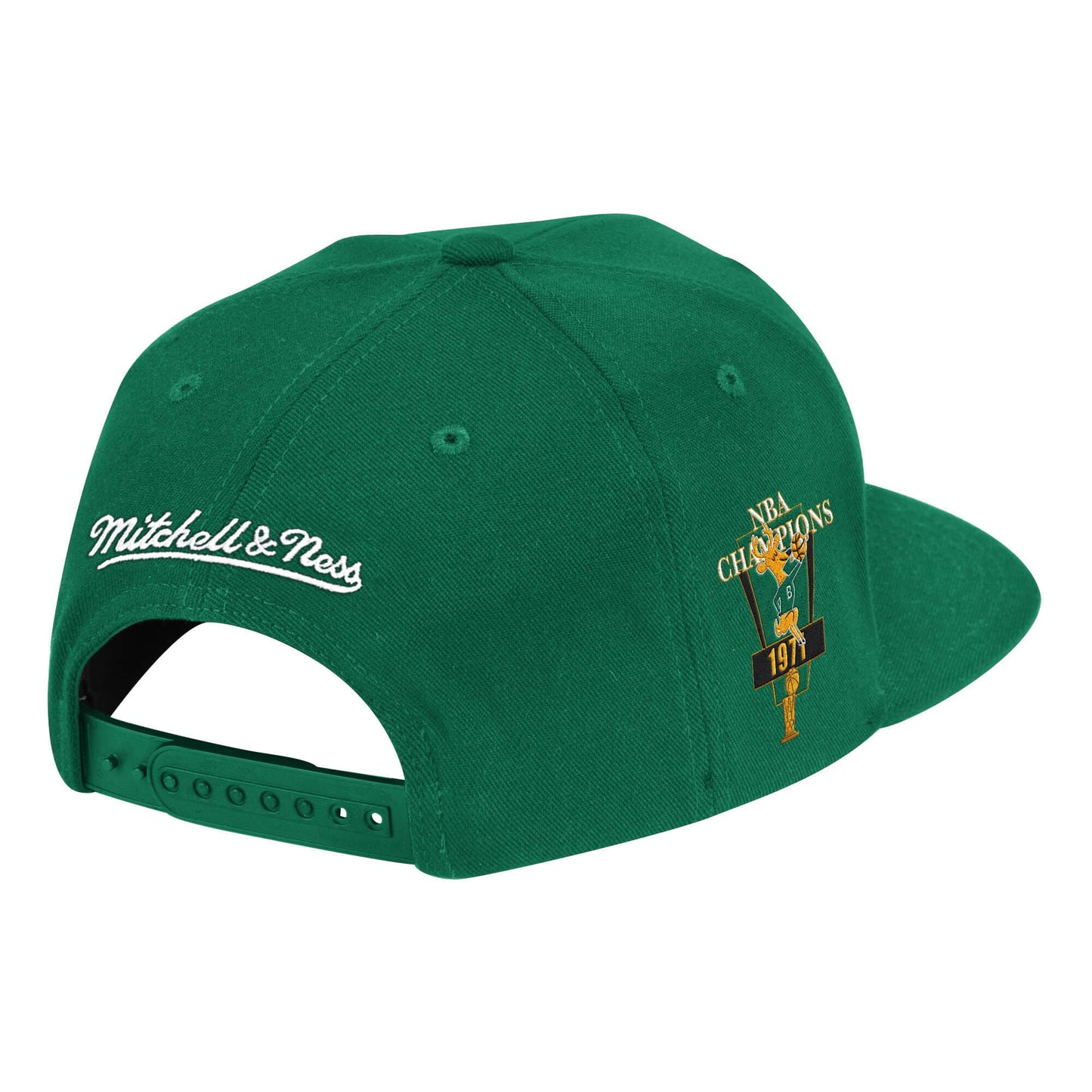 Milwaukee Bucks Mitchell & Ness 1977 Champ Year Trophy Snapback Hat - Green